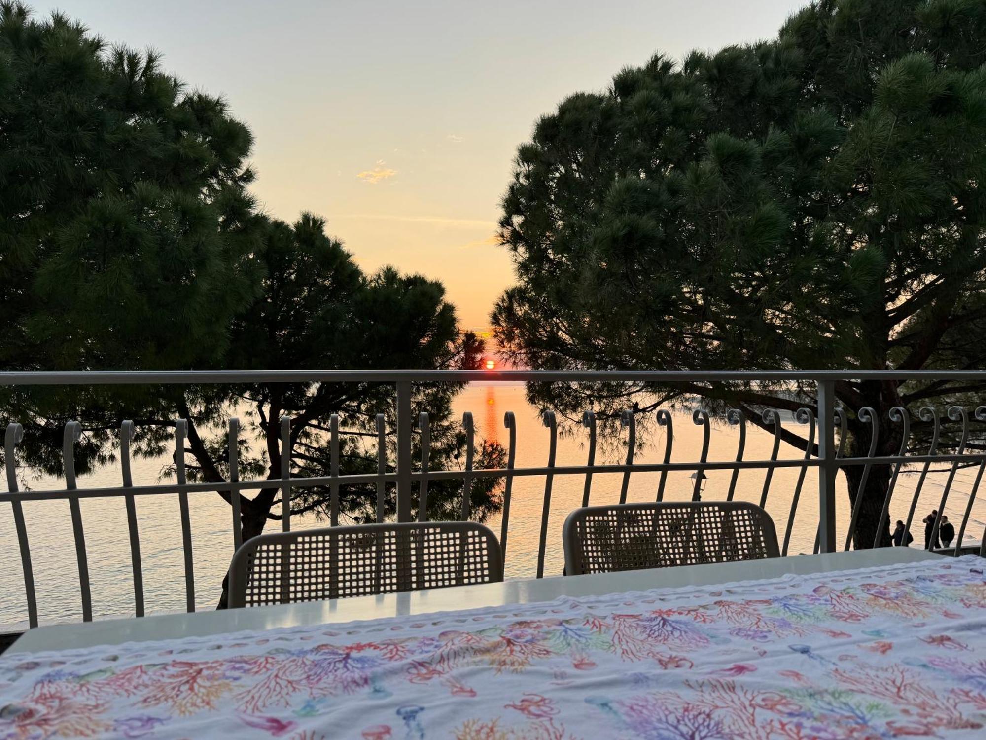 Apartment Mit Meerblick Am Strand Costa Azzura Γκράντο Εξωτερικό φωτογραφία